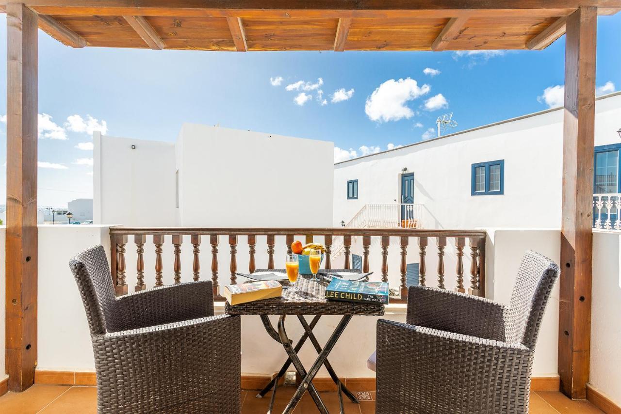 Casa Lili - Shared Pool - Close To Seafront Promenade - Sea Views From Upper Terrace Punta Mujeres المظهر الخارجي الصورة